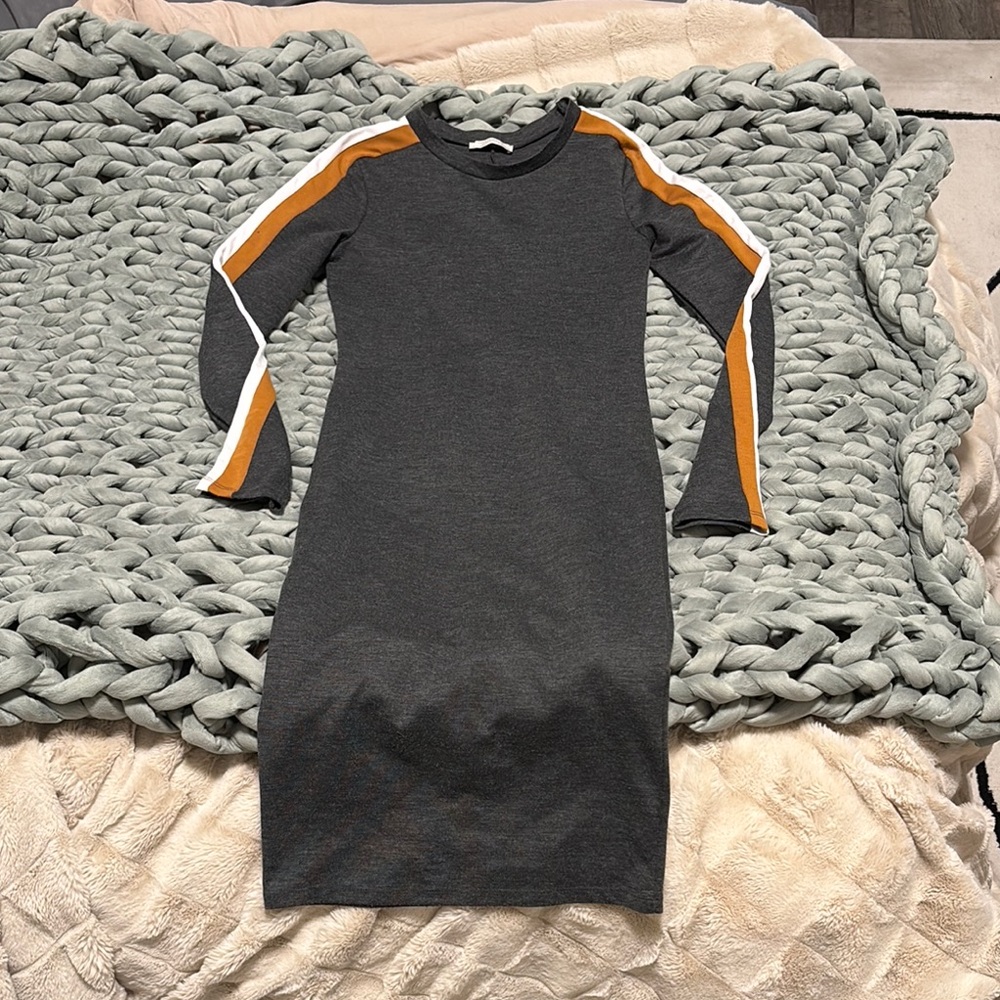 Gray Long Sleeve Body Con Dress